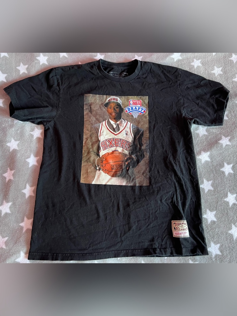 Mitchell & Ness Allen Iverson Philadelphia 76ers Draft Day T-Shirt Men's Large